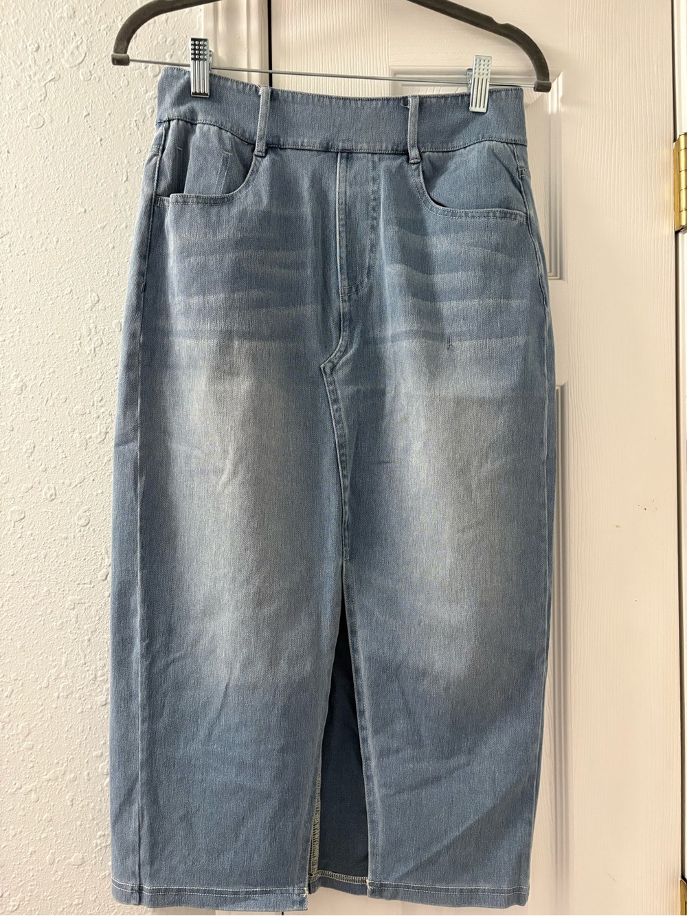 HALARA Light Blue Denim Midi Skirt